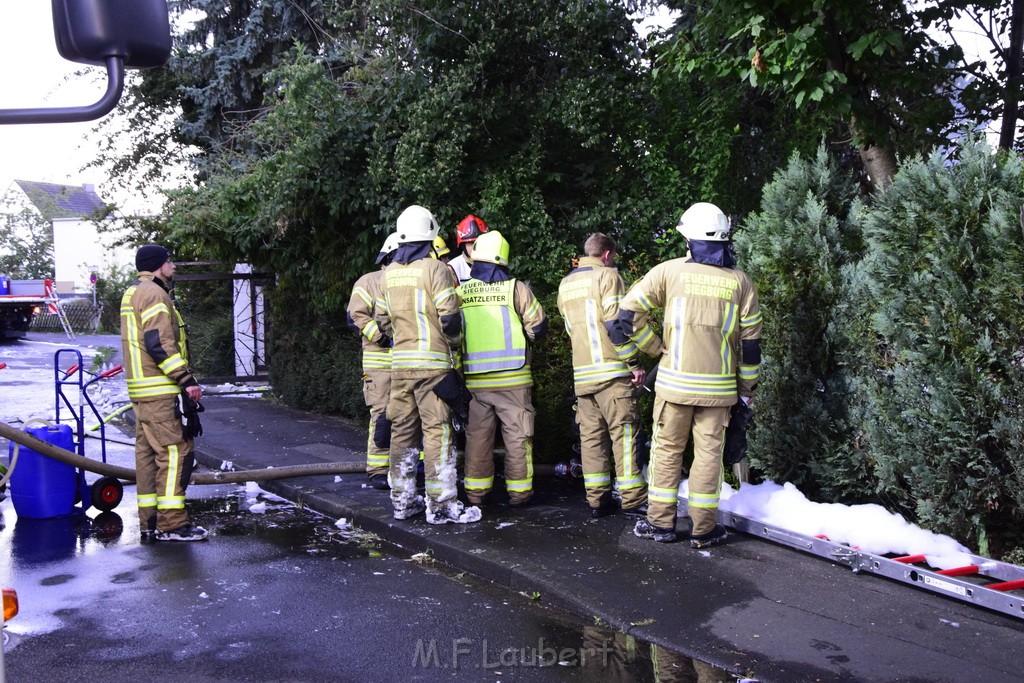 Grossfeuer Einfamilienhaus Siegburg Muehlengrabenstr P0808.JPG - Miklos Laubert